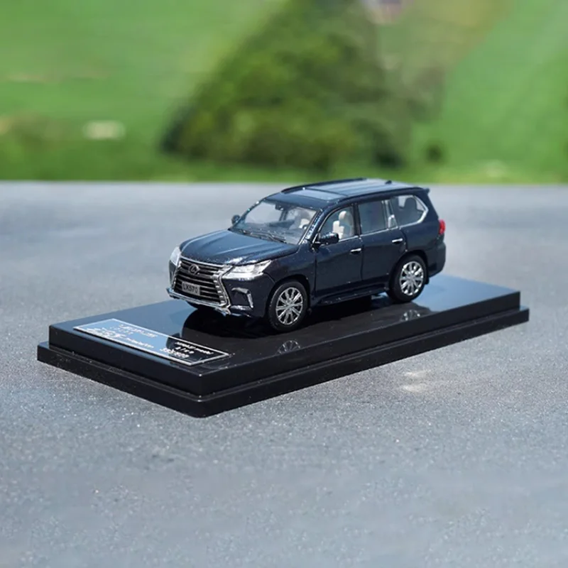 Diecast 1:64 Scale LX570 SUV Alloy Car Model Finished Product Simulation Toy Collection Gift Static Model Ornament
Diecast 1:64 Scale LX570 SUV Alloy Car Model Finished Product Simulation Toy Collection Gift Static Model Ornament