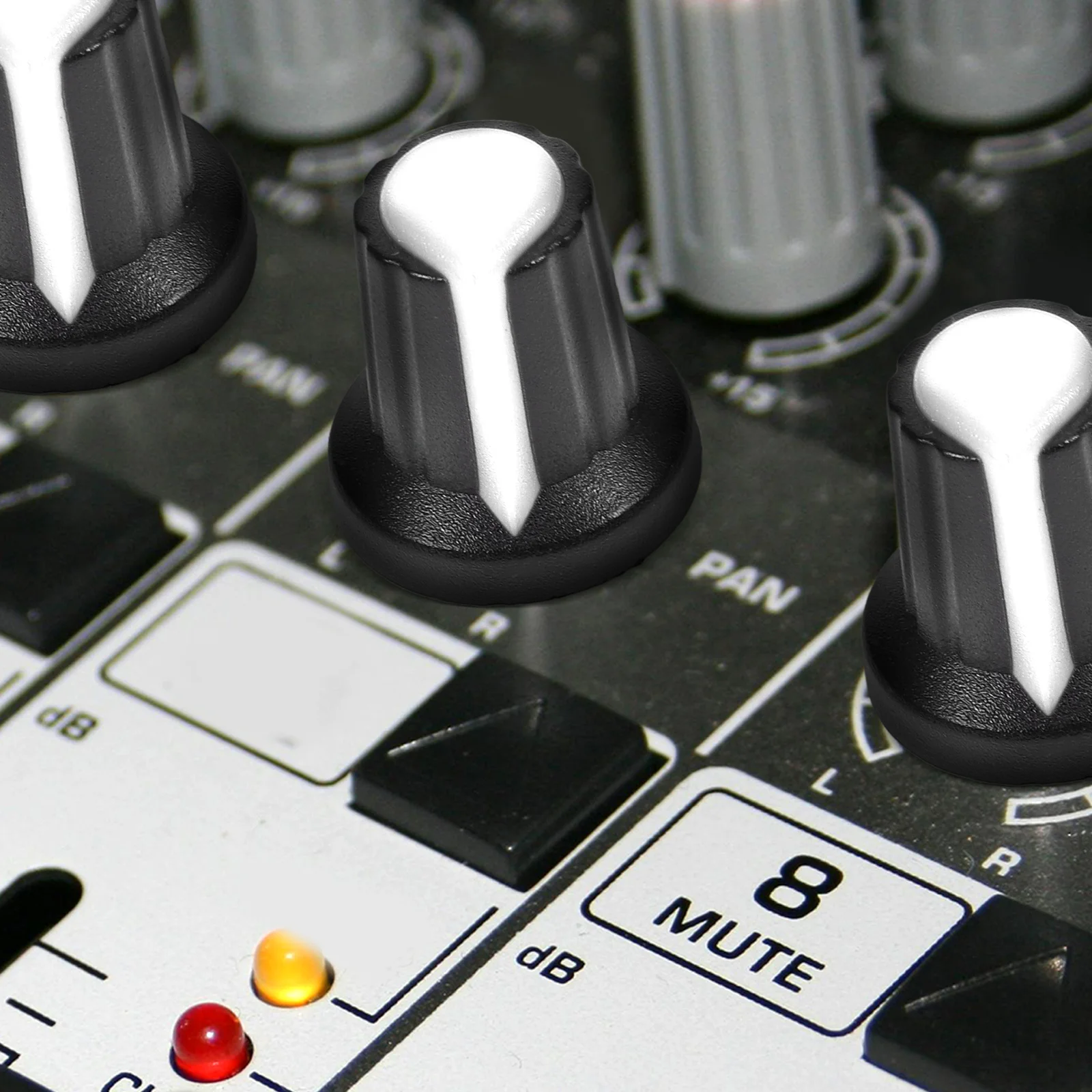 20Pcs Red DJ Equipment Potentiometer Knob Caps Volume Control Knobs for Rotary Mixer DJ Controller Accessories
20Pcs Red DJ Equipment Potentiometer Knob Caps Volume Control Knobs for Rotary Mixer DJ Controller Accessories