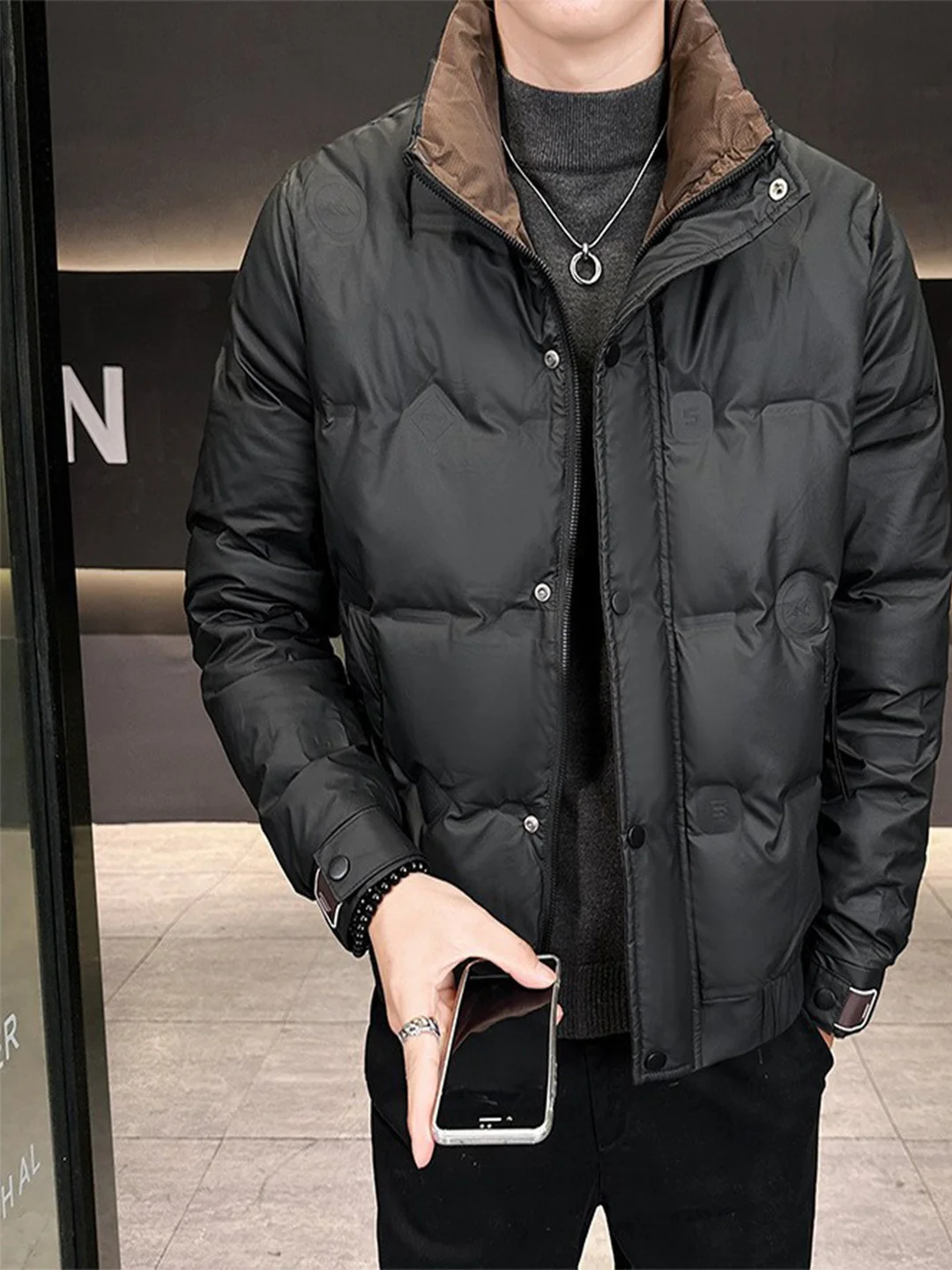 High-End Men's ort Puffer Jaet Thi White Du down Stand Collar Faionable Cleanfit Warm Outerwear Winter Coat
High-End Men's ort Puffer Jaet Thi White Du down Stand Collar Faionable Cleanfit Warm Outerwear Winter Coat