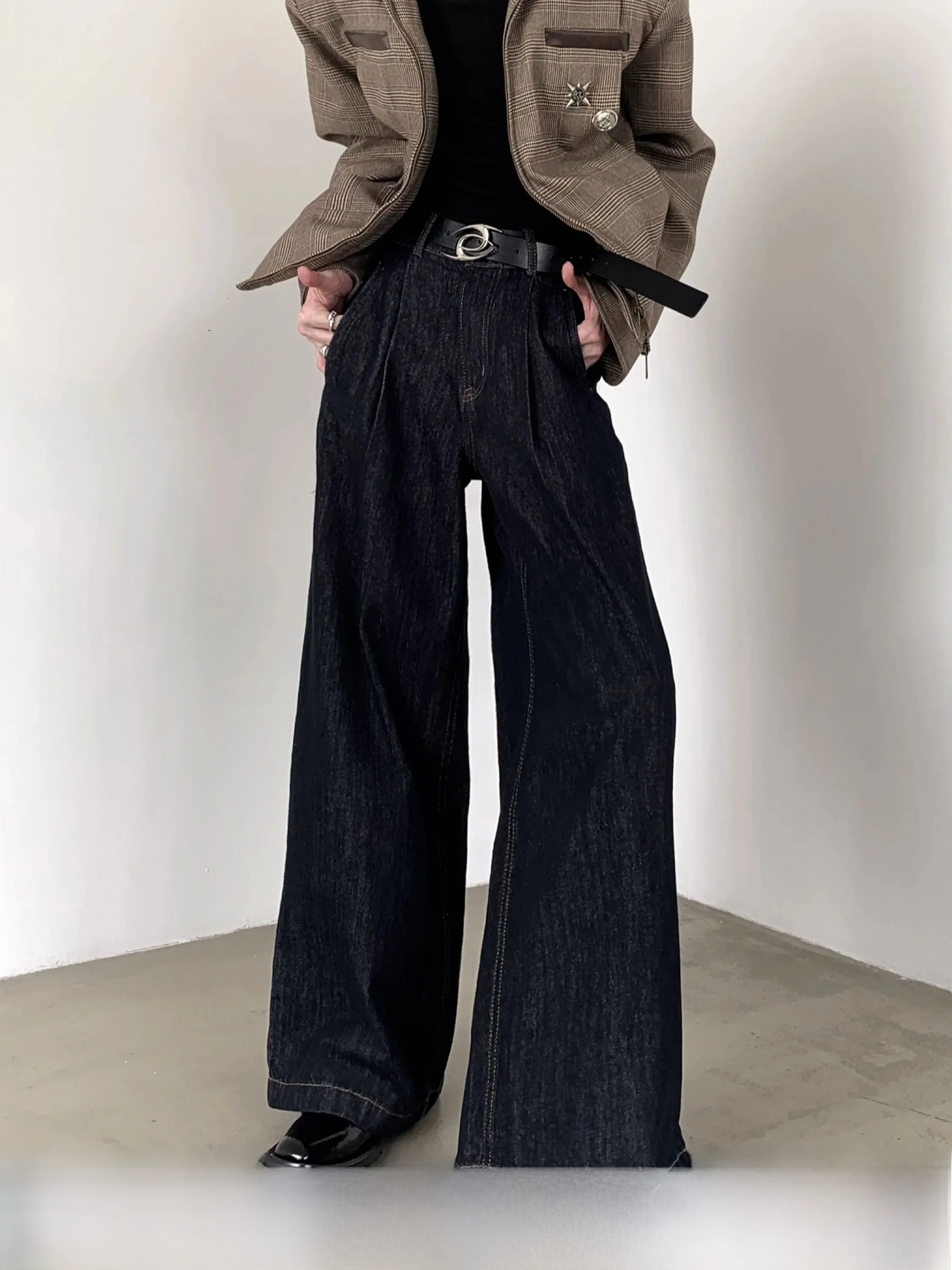 High Waist Wide Leg Denim Jeans Men's Vintage Original Blue A-Line Fashionable Fall Mountain Wind Retro Comfortable Casual
High Waist Wide Leg Denim Jeans Men's Vintage Original Blue A-Line Fashionable Fall Mountain Wind Retro Comfortable Casual