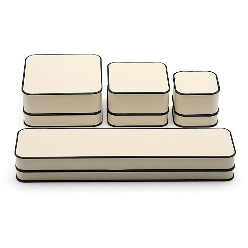 Fashion High-end Ring Box PU Velvet-lined Earring Box Beige Round Corner Black Frame Design Bracelet Box
Fashion High-end Ring Box PU Velvet-lined Earring Box Beige Round Corner Black Frame Design Bracelet Box