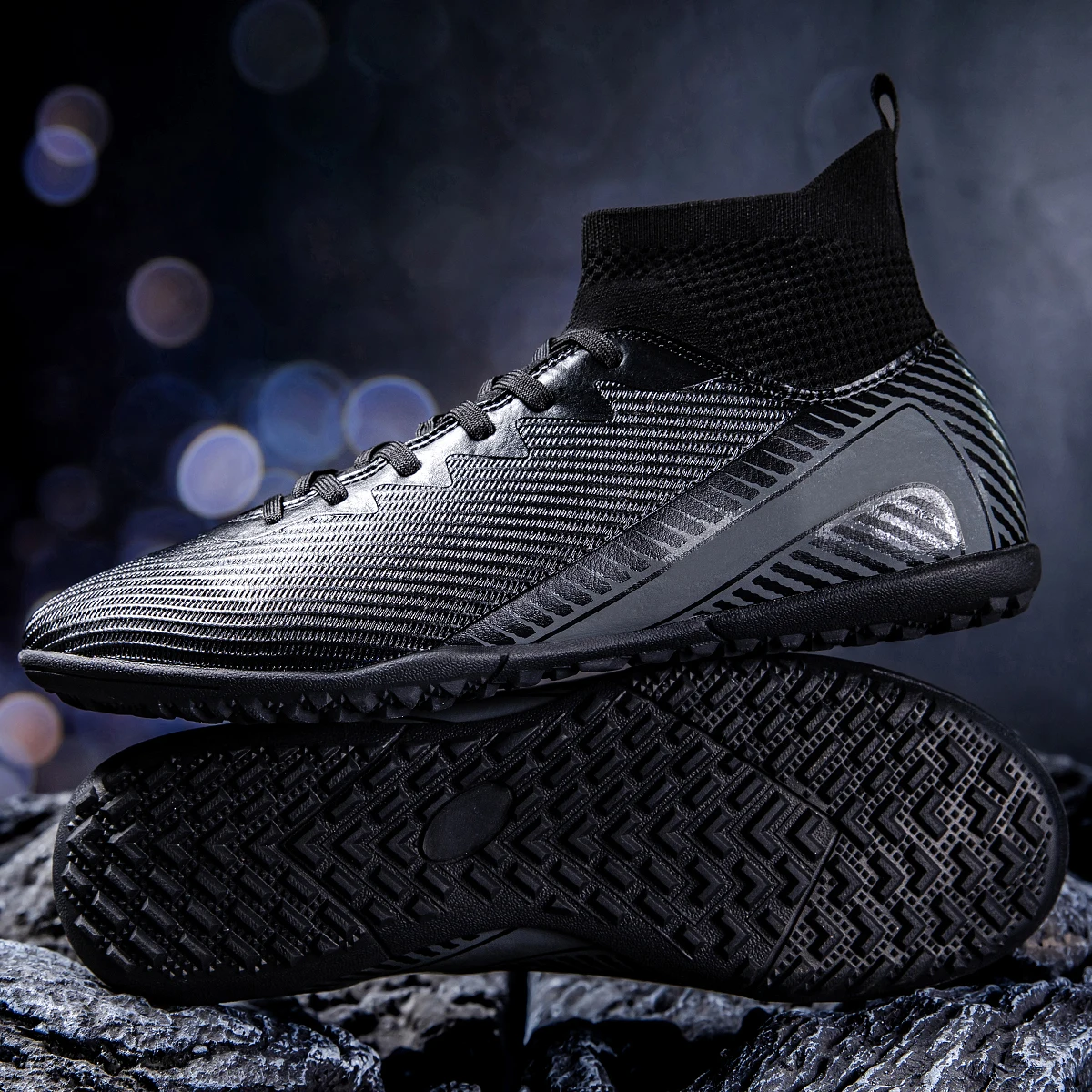 Популярные профессиональные футбольные бутсы с высокими шпильками TF и длинными шпильками FG доступны в четырех цветах, подходят как для мужчин и женщин.
Популярные профессиональные футбольные бутсы с высокими шпильками TF и длинными шпильками FG доступны в четырех цветах, подходят как для мужчин и женщин.