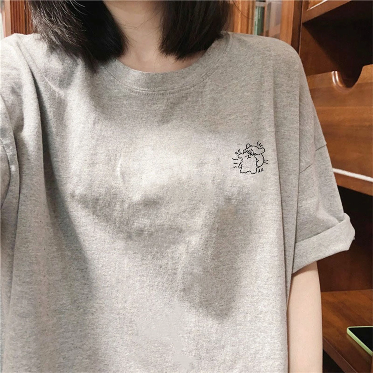 Loose Fit Pure Cotton Short Sleeve T-Shirt Unisex Summer Fashionable Brand round Neck Sweatshirt Youthful Energy Style
Loose Fit Pure Cotton Short Sleeve T-Shirt Unisex Summer Fashionable Brand round Neck Sweatshirt Youthful Energy Style