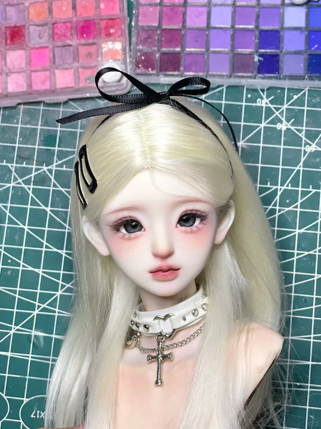 Новая голова Just Head SD BJD для куклы 1/4 Yuri, женская, продается отдельно, высокое качество, новая, в наличии, с макияжем
Новая голова Just Head SD BJD для куклы 1/4 Yuri, женская, продается отдельно, высокое качество, новая, в наличии, с макияжем