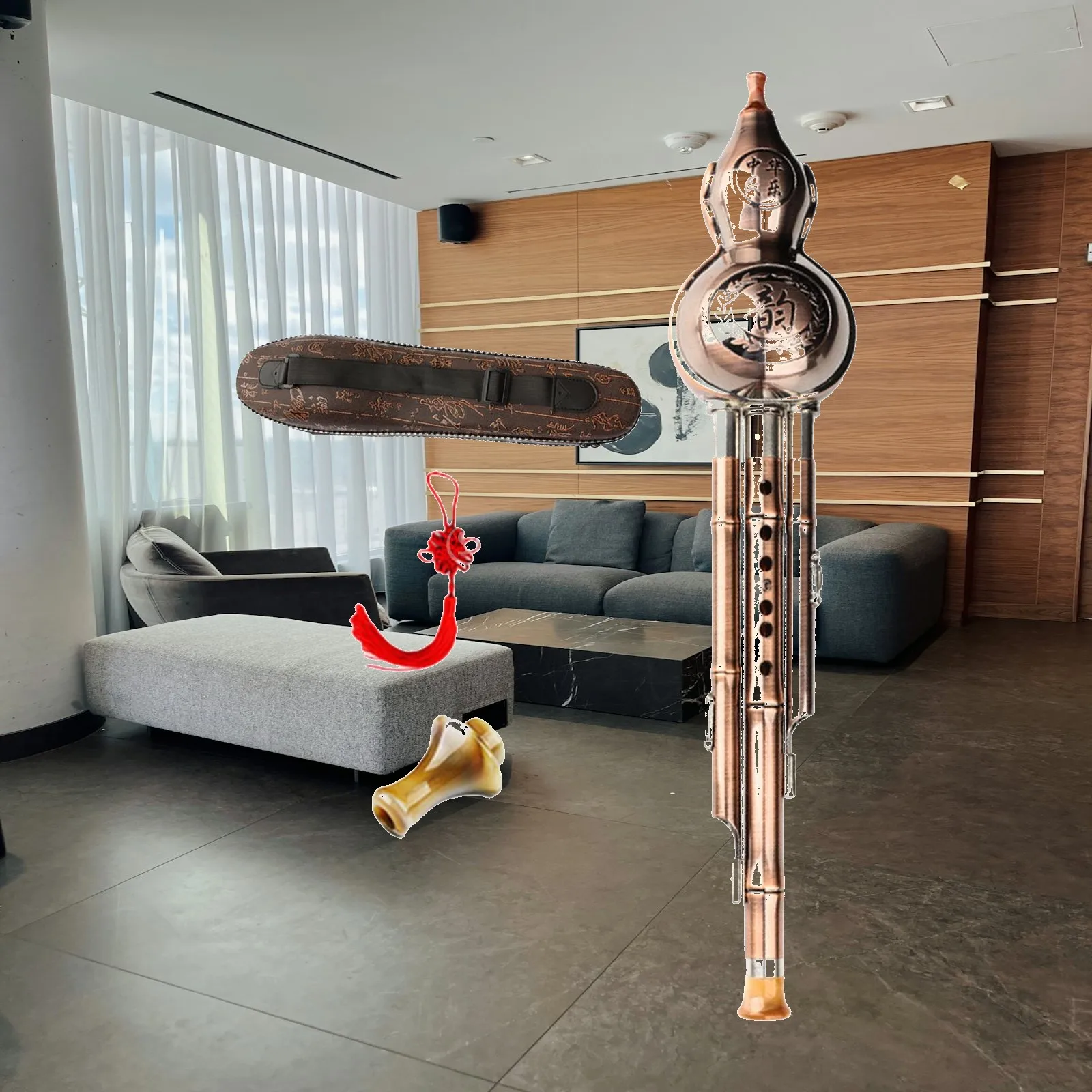 Hulusi Flute Instrument Chinese Folk Instrument for Stage Music Learning
Hulusi Flute Instrument Chinese Folk Instrument for Stage Music Learning