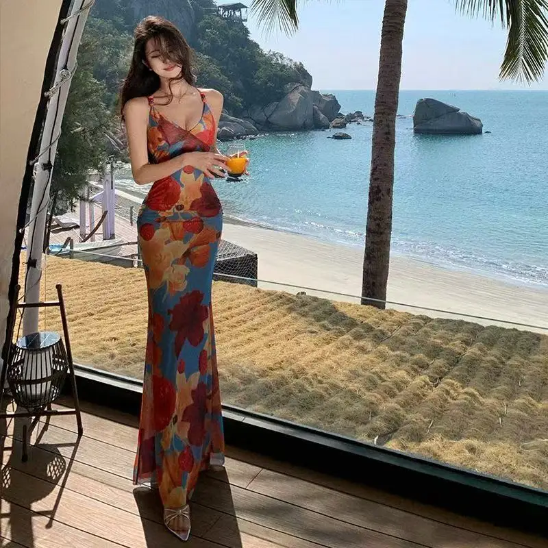 Women's Vacation-style Backless Off-shoulder Dress with Lace-up Back Design, Slim Hip-wrapped Long Beach Dress for Summer
Women's Vacation-style Backless Off-shoulder Dress with Lace-up Back Design, Slim Hip-wrapped Long Beach Dress for Summer