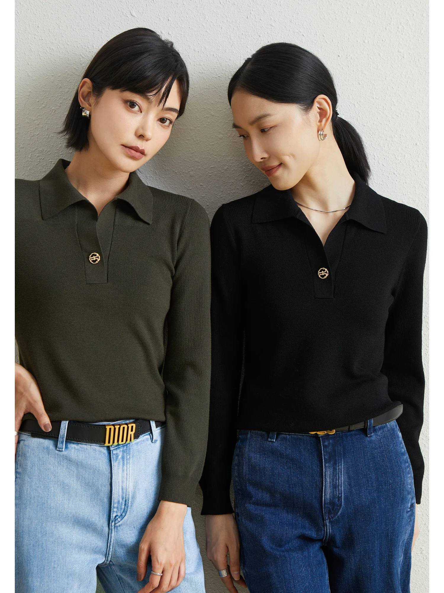 ChangDX Slimming Knitted Neck Woolen Sweater Gold Button Fashionable Commute Style Long Sleeve Regular Fit Women's Top
ChangDX Slimming Knitted Neck Woolen Sweater Gold Button Fashionable Commute Style Long Sleeve Regular Fit Women's Top