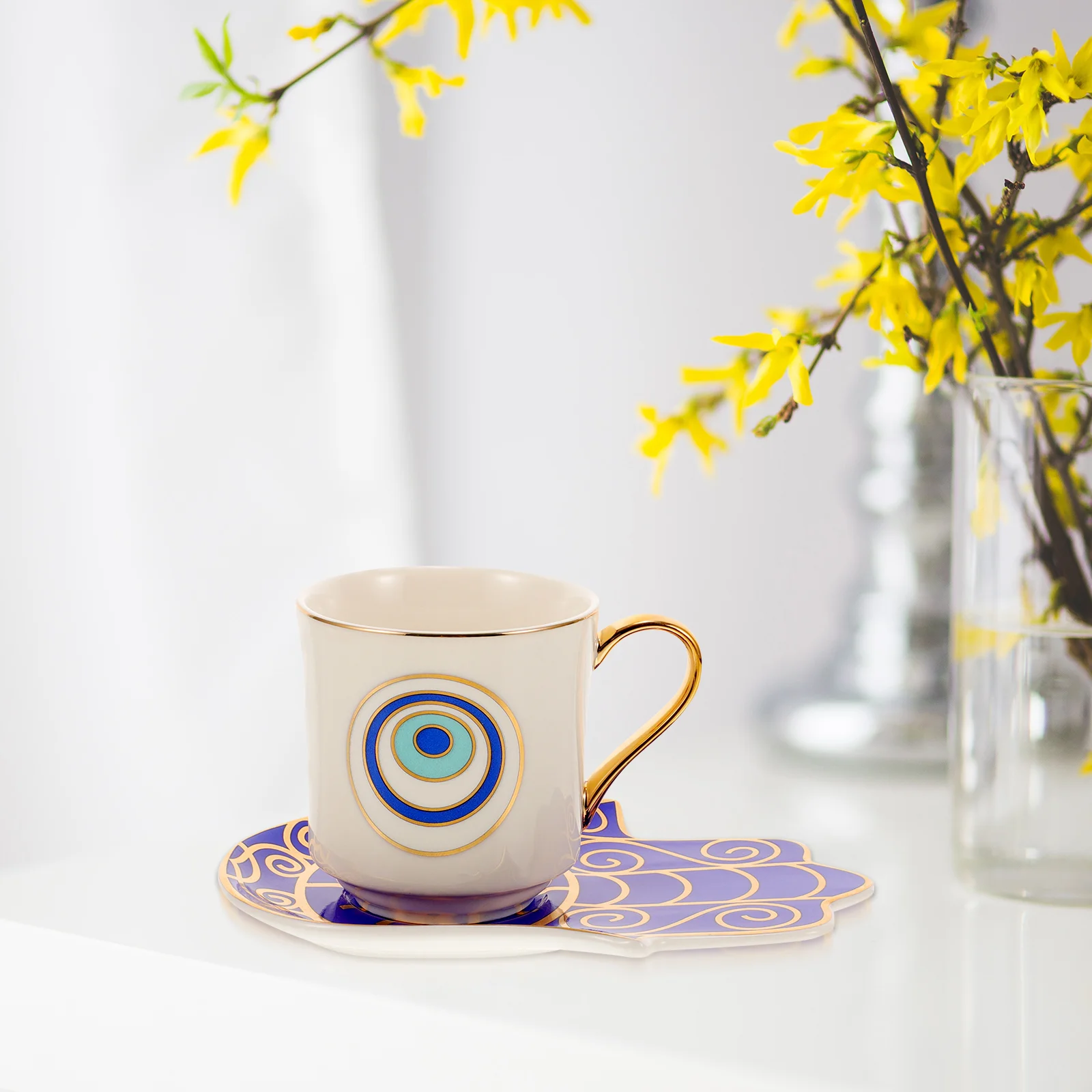 Eyes Teacup European Style Ceramic with Saucer Coffee Mug Lovely Water Household Handle
Eyes Teacup European Style Ceramic with Saucer Coffee Mug Lovely Water Household Handle