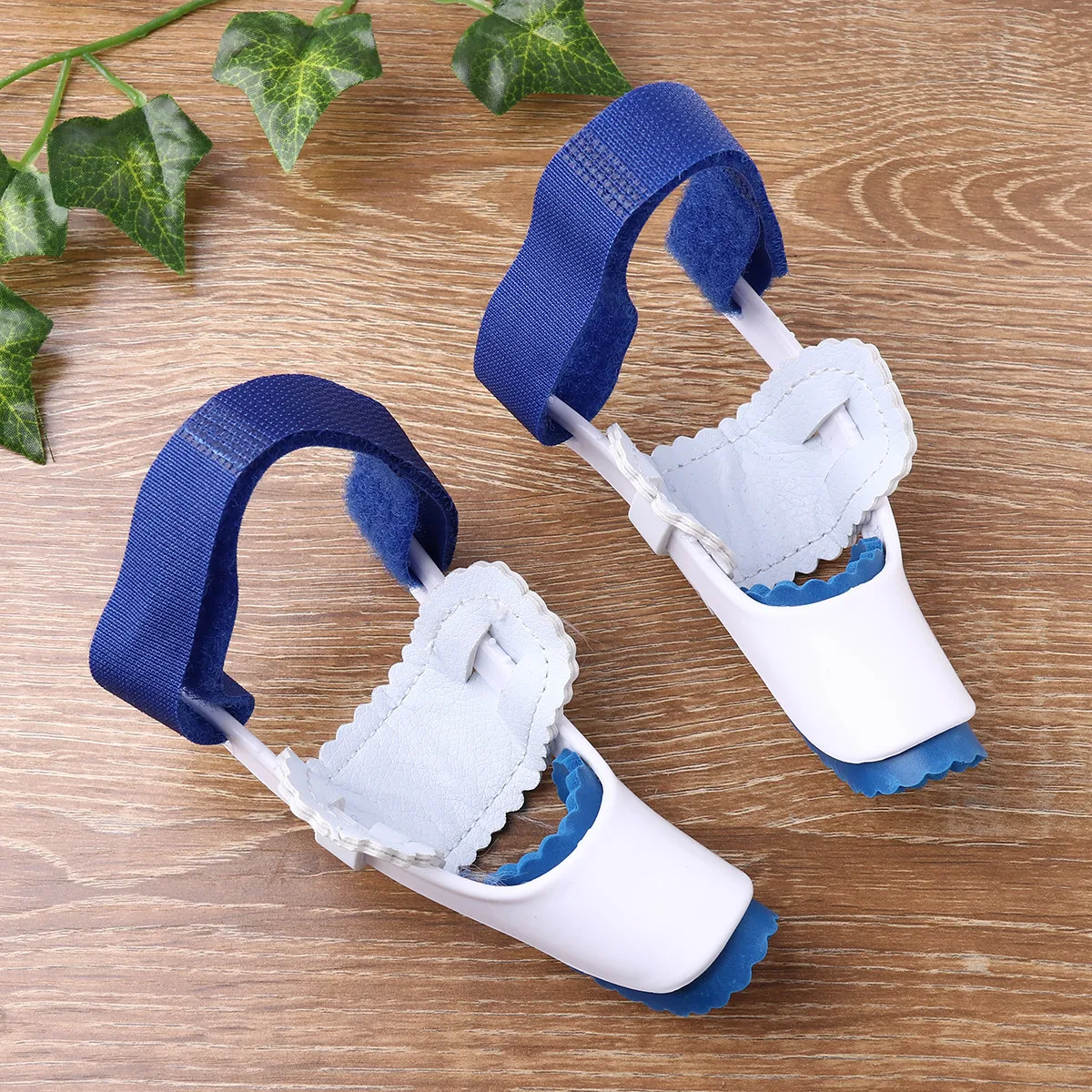 Pair Big Toe Bunion Night Splint White Blue Adjustable Hallux Valgus Straightener Foot Care Pain Relief
Pair Big Toe Bunion Night Splint White Blue Adjustable Hallux Valgus Straightener Foot Care Pain Relief