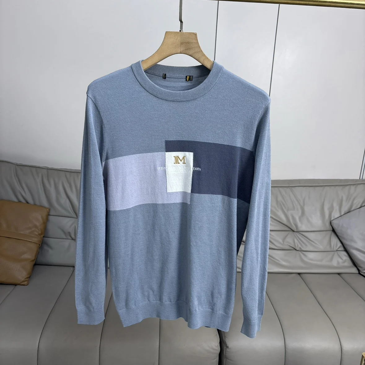 Men's Casual round Ne Knitted Sweater Letter Embroidery Contrast Color Base Layer irt Soft Comfortable Faion Ci Sle
Men's Casual round Ne Knitted Sweater Letter Embroidery Contrast Color Base Layer irt Soft Comfortable Faion Ci Sle