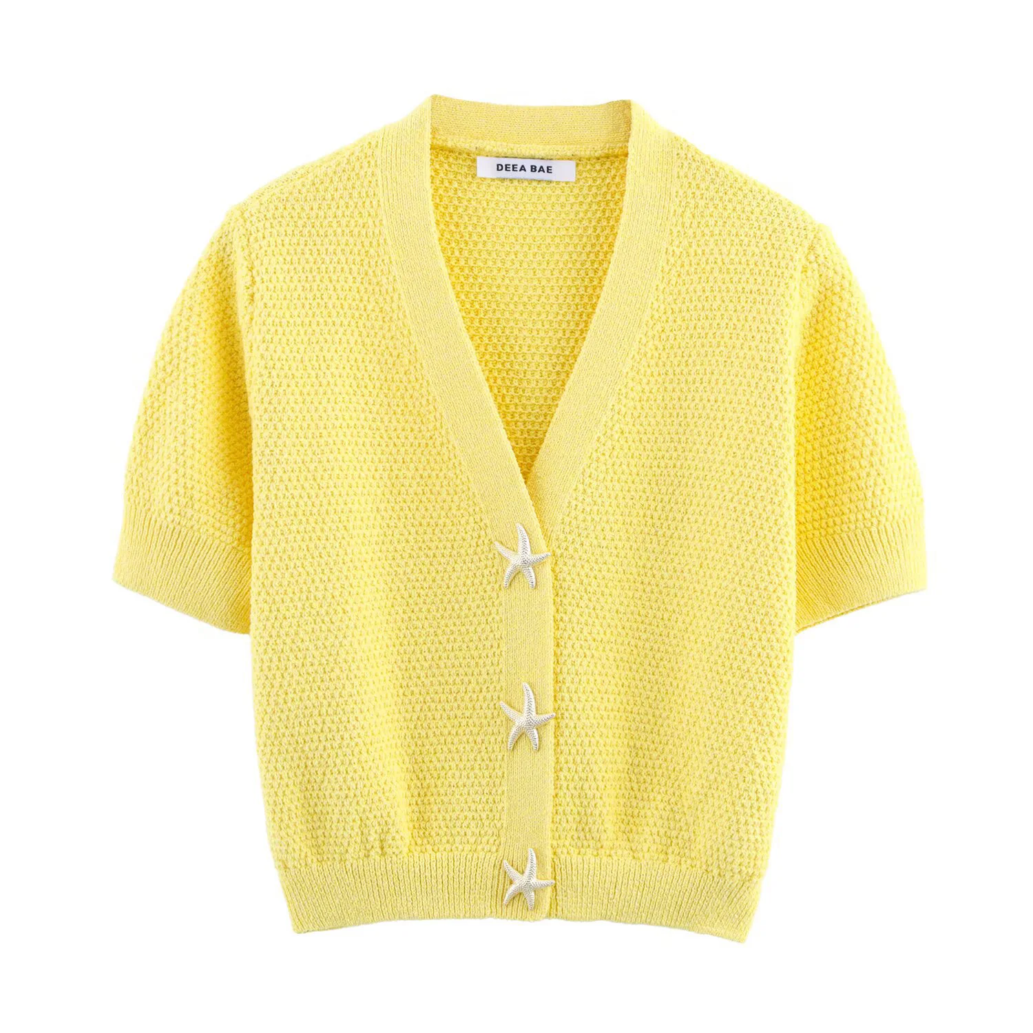 2025 Summer New Women's Clothing Japanese Style Simple Sweet Versatile V-neck Solid Color Knitted Cardigan Top
2025 Summer New Women's Clothing Japanese Style Simple Sweet Versatile V-neck Solid Color Knitted Cardigan Top