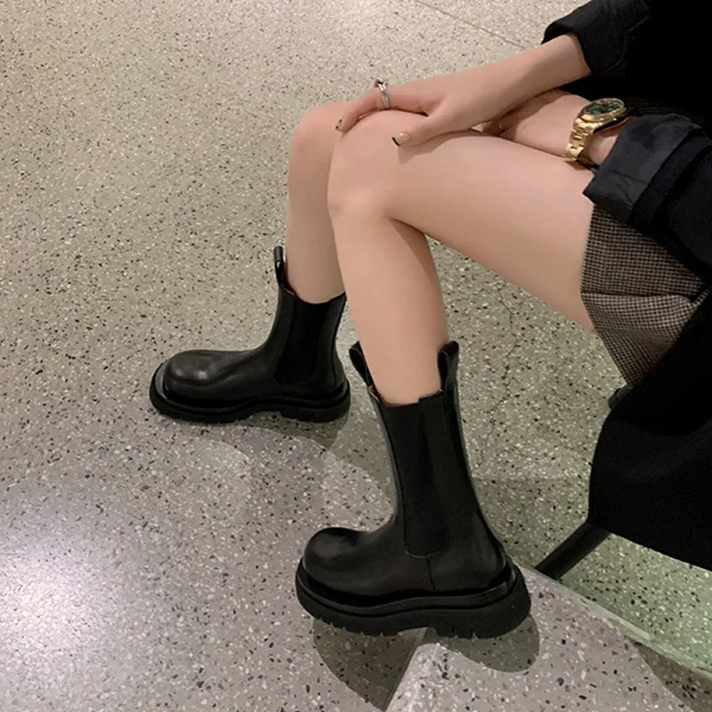 Fashion Women Short Boot Autumn Winter Warm Genuine Leather Ankle Boots Chunky Heel Ladies Casual Leather Shoes
Fashion Women Short Boot Autumn Winter Warm Genuine Leather Ankle Boots Chunky Heel Ladies Casual Leather Shoes