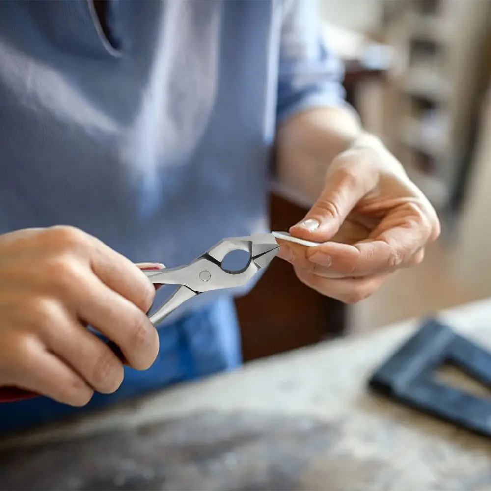 Щипцы для кожи с длинными ручками, высокопрочные, из нержавеющей стали, для выравнивания и фиксации края, практичные, с противоскользящим покрытием
Щипцы для кожи с длинными ручками, высокопрочные, из нержавеющей стали, для выравнивания и фиксации края, практичные, с противоскользящим покрытием