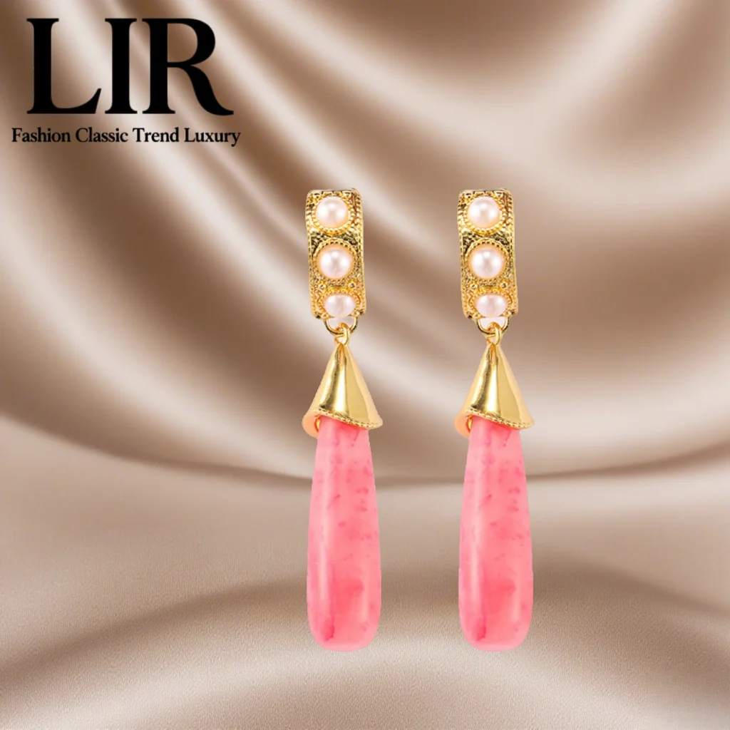LIR French Style Earrings: Natural Stone Pearl Inlay, Pink Rose Color, Enhances Rosy Complexion, Women's Trendy Jewelry
LIR French Style Earrings: Natural Stone Pearl Inlay, Pink Rose Color, Enhances Rosy Complexion, Women's Trendy Jewelry