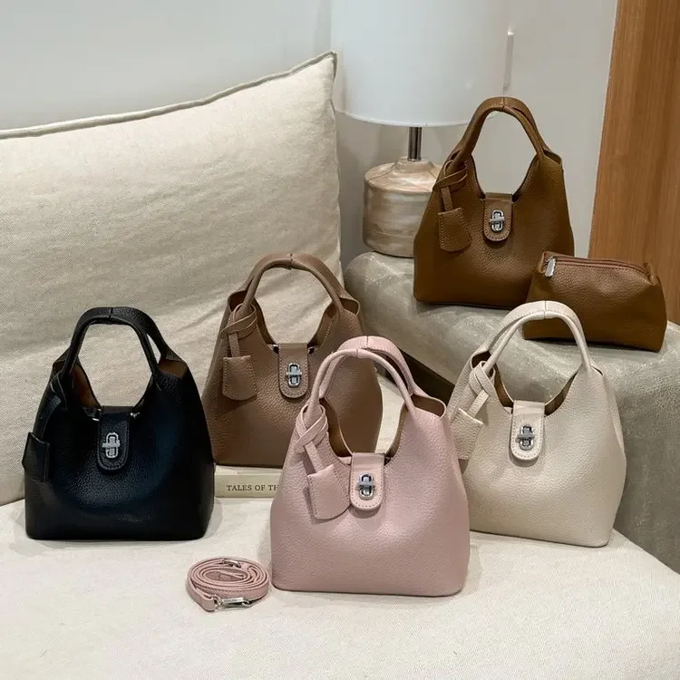 2026 New Fashion Lychee Pattern Vegetable Basket Bag Trendy Foreign Commuter Bag Feeling Retro Versatile Messenger Bucket Bag
2026 New Fashion Lychee Pattern Vegetable Basket Bag Trendy Foreign Commuter Bag Feeling Retro Versatile Messenger Bucket Bag