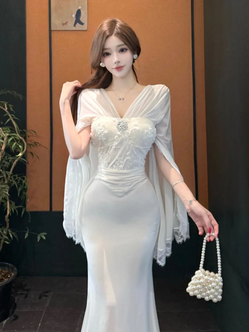 Ele винтажное кружевное дизайнерское платье для похудения, облегающее платье для вечерних вечеринок, сексуальное длинное платье на одно плечо, длиной до пола, Dr
Ele винтажное кружевное дизайнерское платье для похудения, облегающее платье для вечерних вечеринок, сексуальное длинное платье на одно плечо, длиной до пола, Dr