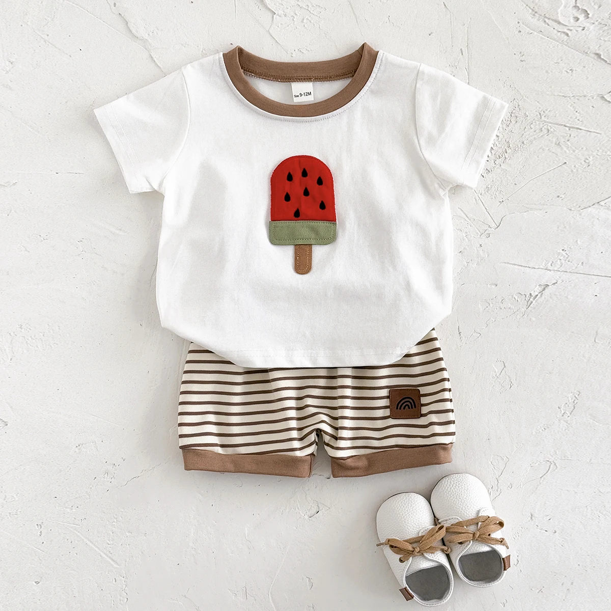 New Korean Baby Boy Summer Clothes Leisure Ice cream Patchwork T-Shirts + Stripe Shorts Suit Baby Girls Clothing Sets 2Pcs/set
New Korean Baby Boy Summer Clothes Leisure Ice cream Patchwork T-Shirts + Stripe Shorts Suit Baby Girls Clothing Sets 2Pcs/set