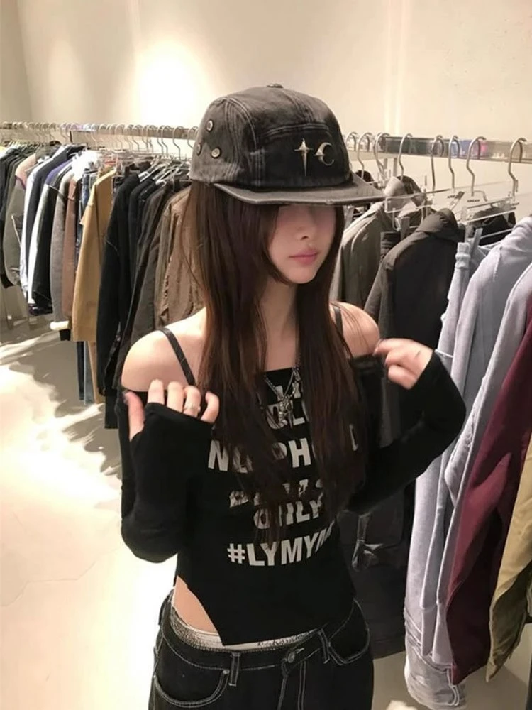 American Vintage Letter Printing Off Shoulder Asymmetric Long Sleeved T-shirt for Women Summer All Match Slim Fit Grunge Y2k Top
American Vintage Letter Printing Off Shoulder Asymmetric Long Sleeved T-shirt for Women Summer All Match Slim Fit Grunge Y2k Top