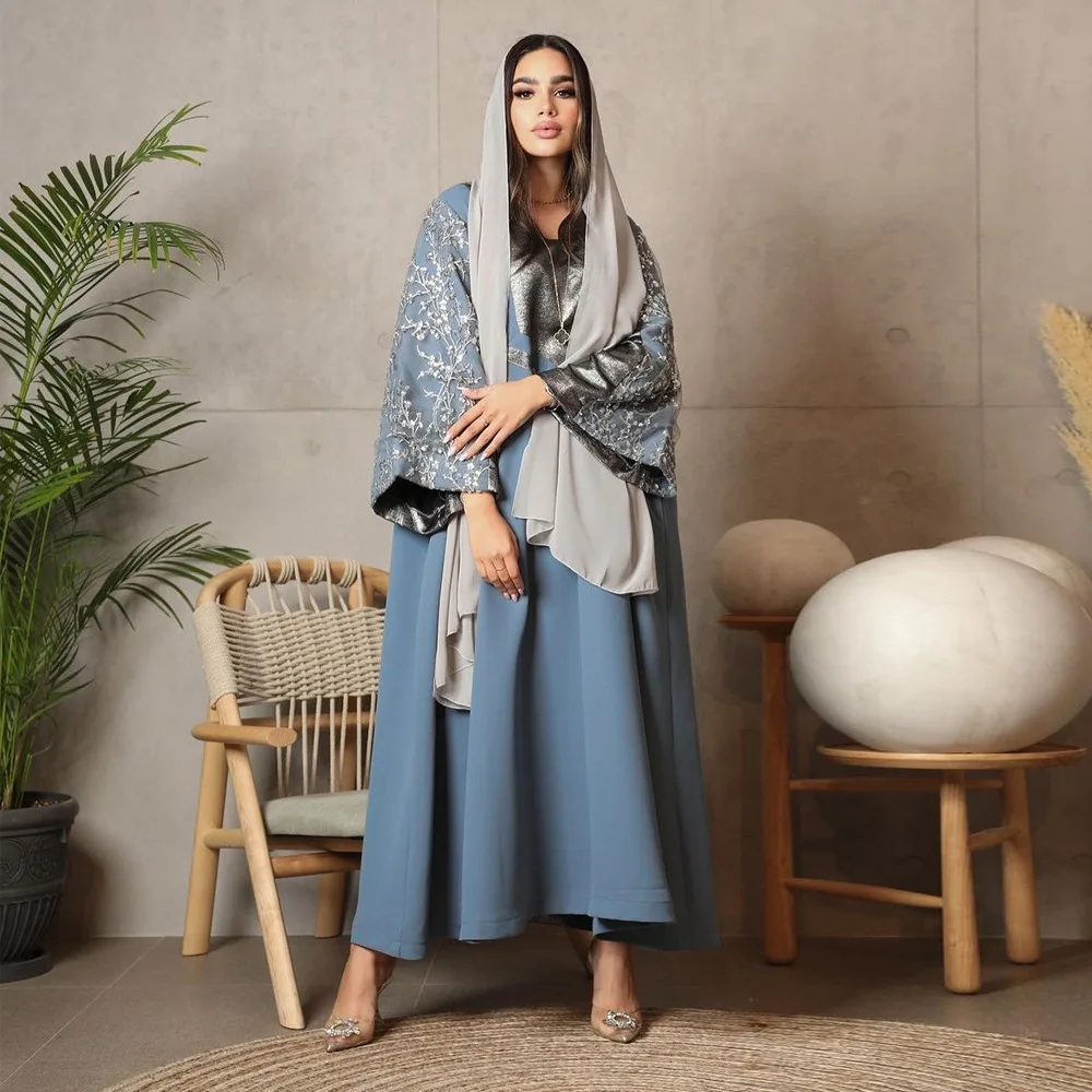 Muslim Women's Abayas in The Arab Region of The Middle East. Abayas with Plum Blossom Sequins, Fashionable Spliced Satin Dresses
Muslim Women's Abayas in The Arab Region of The Middle East. Abayas with Plum Blossom Sequins, Fashionable Spliced Satin Dresses