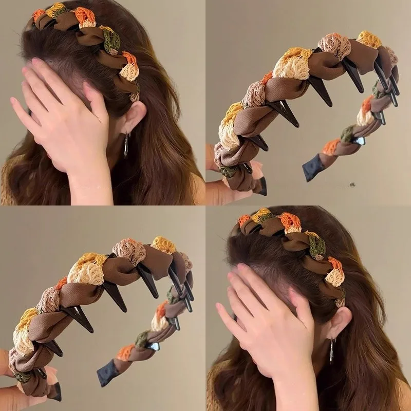 Autumn and Winter New Style Toothed Comb Non-Slip Headband for Women, Suitable for Daily Wear, Sweet and Versatile, High Cranial Volume
Autumn and Winter New Style Toothed Comb Non-Slip Headband for Women, Suitable for Daily Wear, Sweet and Versatile, High Cranial Volume