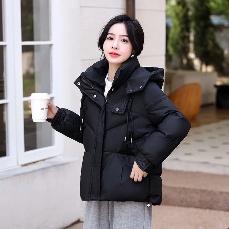2023 New Women Down Cotton Coat Winter Jacket Female Short Parkas Loose Thick Outwear Hooded Leisure Time Versatile Overcoat
2023 New Women Down Cotton Coat Winter Jacket Female Short Parkas Loose Thick Outwear Hooded Leisure Time Versatile Overcoat