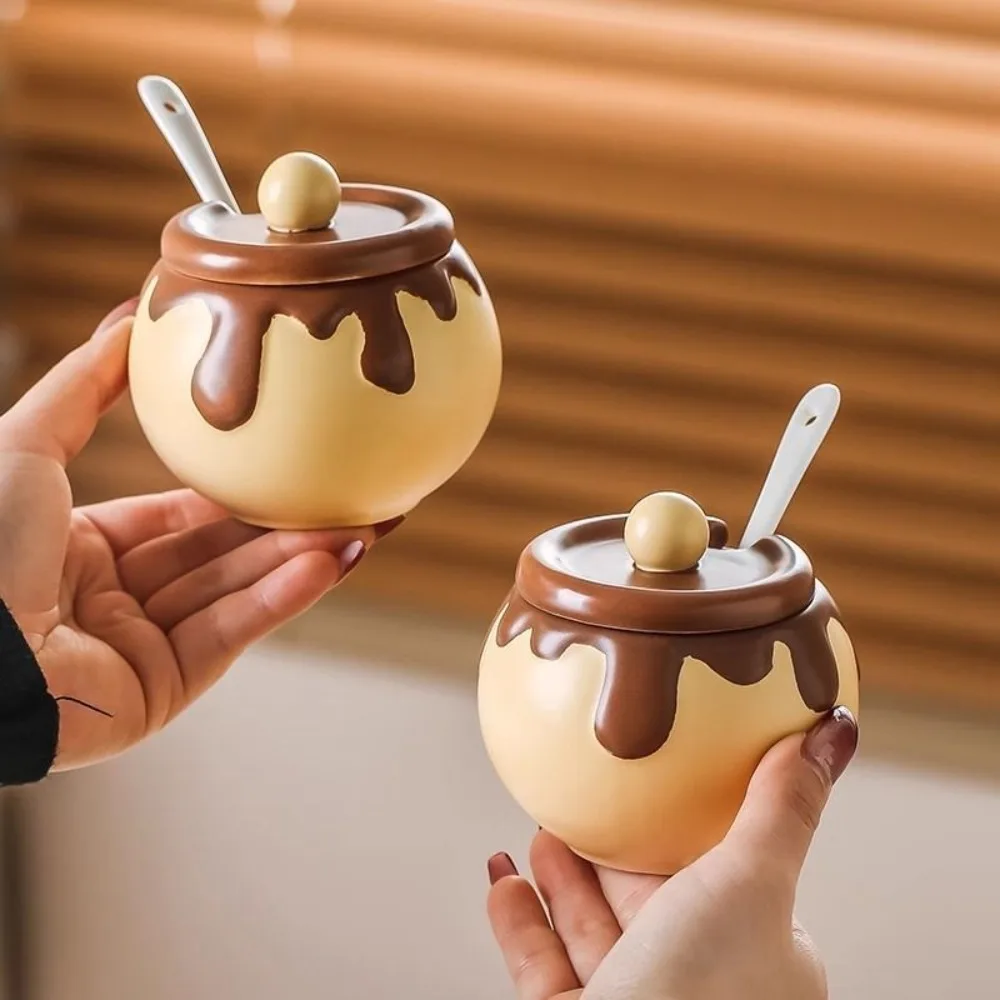 Household Cartoon Honey Jar Design Ceramic Seasoning Jar Dust-proof with Spoon Spice Jars Mini Condiment Pot Kitchen
Household Cartoon Honey Jar Design Ceramic Seasoning Jar Dust-proof with Spoon Spice Jars Mini Condiment Pot Kitchen