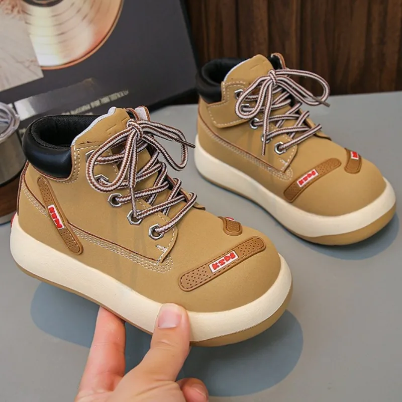 Fashion Big Head Thick Sole Children Casual Shoes Flat Heel Casual Trainers High Top Kids Shoes Designer Children Ankle Boots
Fashion Big Head Thick Sole Children Casual Shoes Flat Heel Casual Trainers High Top Kids Shoes Designer Children Ankle Boots