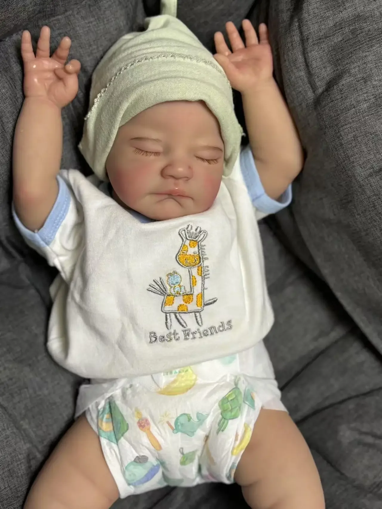 DLS индивидуальная ограниченная поставка 21 дюймов Reborn Baby August Asleep уже готовая кукла с милым платьем Рождественский подарок
DLS индивидуальная ограниченная поставка 21 дюймов Reborn Baby August Asleep уже готовая кукла с милым платьем Рождественский подарок