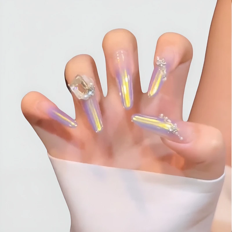 *Gentle advanced whitening purple gradual change French stacking diamond light luxury manual light therapy wear manicure
*Gentle advanced whitening purple gradual change French stacking diamond light luxury manual light therapy wear manicure