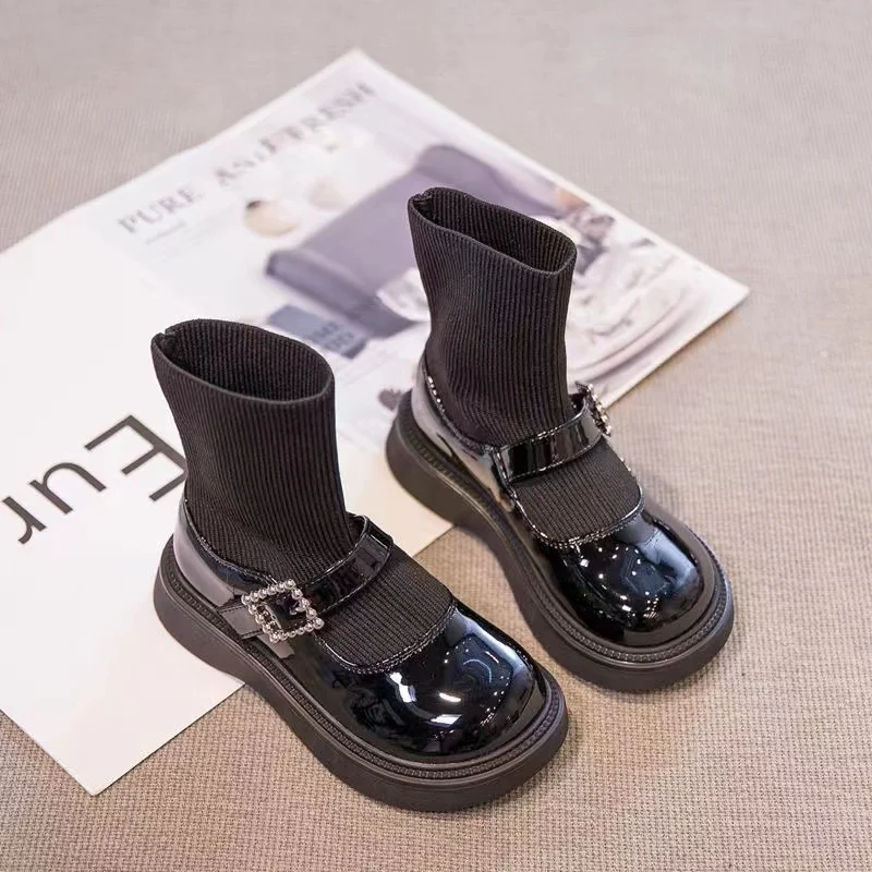 real Girls Leather Boots Metal Chains Flying Woven Stitching Princess Boots Kids Leather Soft Sole Boots Children Socks Boots
real Girls Leather Boots Metal Chains Flying Woven Stitching Princess Boots Kids Leather Soft Sole Boots Children Socks Boots