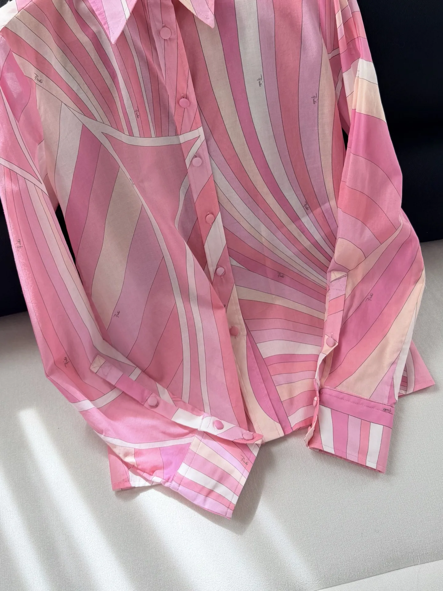 Women's Pink Set Turn-Down Collar Single Breasted Long Sleeved Shirt + Extended A-line Skirt
Women's Pink Set Turn-Down Collar Single Breasted Long Sleeved Shirt + Extended A-line Skirt