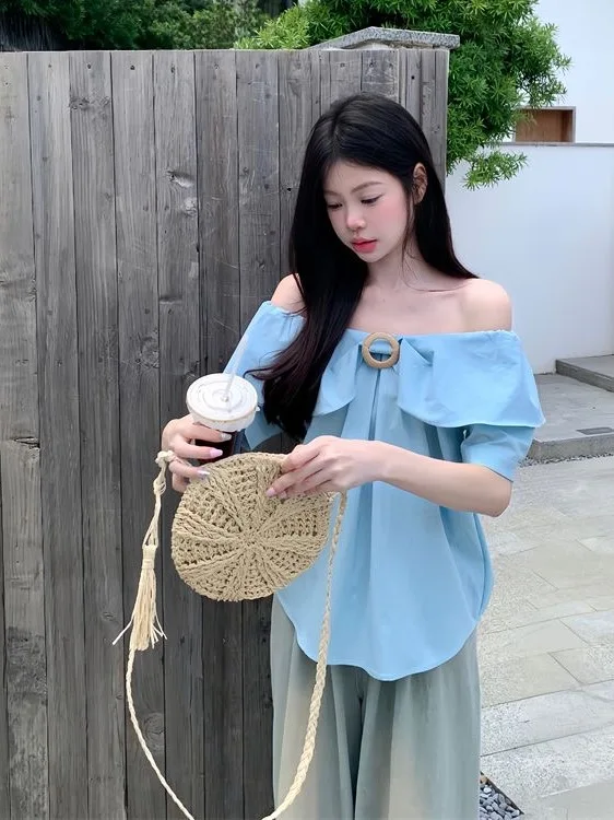 Sweet Knot Short Sleeve One Shoulder Blouse with Lace Trim Versatile Loose Fit Polyester Fiber Summer New Design
Sweet Knot Short Sleeve One Shoulder Blouse with Lace Trim Versatile Loose Fit Polyester Fiber Summer New Design
