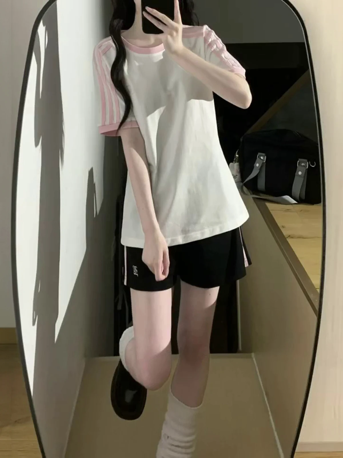 Summer Tennis Uniform Sportswear JK Uniform T-Shirt round Neck Gymnastics Shorts Casual College Style Sport Leisure Set for W...
Summer Tennis Uniform Sportswear JK Uniform T-Shirt round Neck Gymnastics Shorts Casual College Style Sport Leisure Set for W...