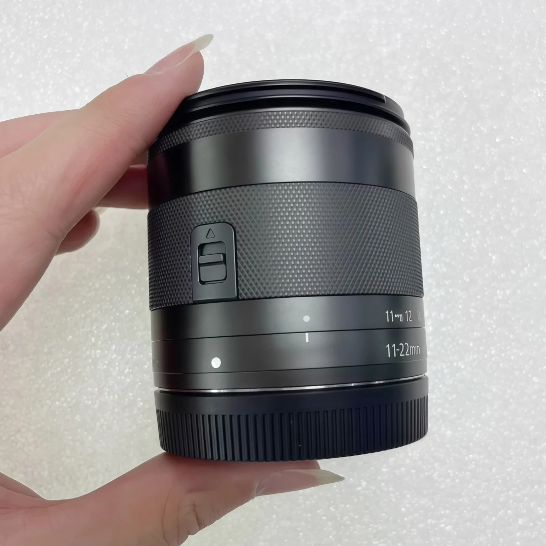 New Wide Angle Zoom Lens for Canon EF-M 11-22mm f/4-5.6 IS STM For EF-M Mount M50、M100、M200、M6 Mark II Mirrorless Camera
New Wide Angle Zoom Lens for Canon EF-M 11-22mm f/4-5.6 IS STM For EF-M Mount M50、M100、M200、M6 Mark II Mirrorless Camera