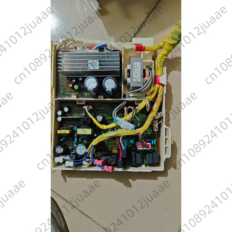 Плата управления стиральной машины DC92-01789B, основная плата 01786, плата инвертора 01928C, плата частотного преобразователя 01930A, 02049
Плата управления стиральной машины DC92-01789B, основная плата 01786, плата инвертора 01928C, плата частотного преобразователя 01930A, 02049