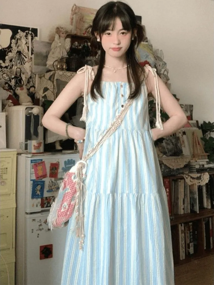 Summer New Women's Stripe Neck Hanging Strap Dress Beach Vacation Long Skirt Loose Design Sense A-Line Skirt No Sleeve
Summer New Women's Stripe Neck Hanging Strap Dress Beach Vacation Long Skirt Loose Design Sense A-Line Skirt No Sleeve
