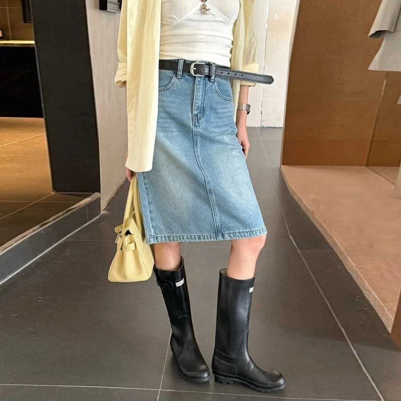 ZHISILAO New High Waist A-line Skirts Women Vintage Casual Knee Length Denim Pants Streetwear Spring 2026
ZHISILAO New High Waist A-line Skirts Women Vintage Casual Knee Length Denim Pants Streetwear Spring 2026