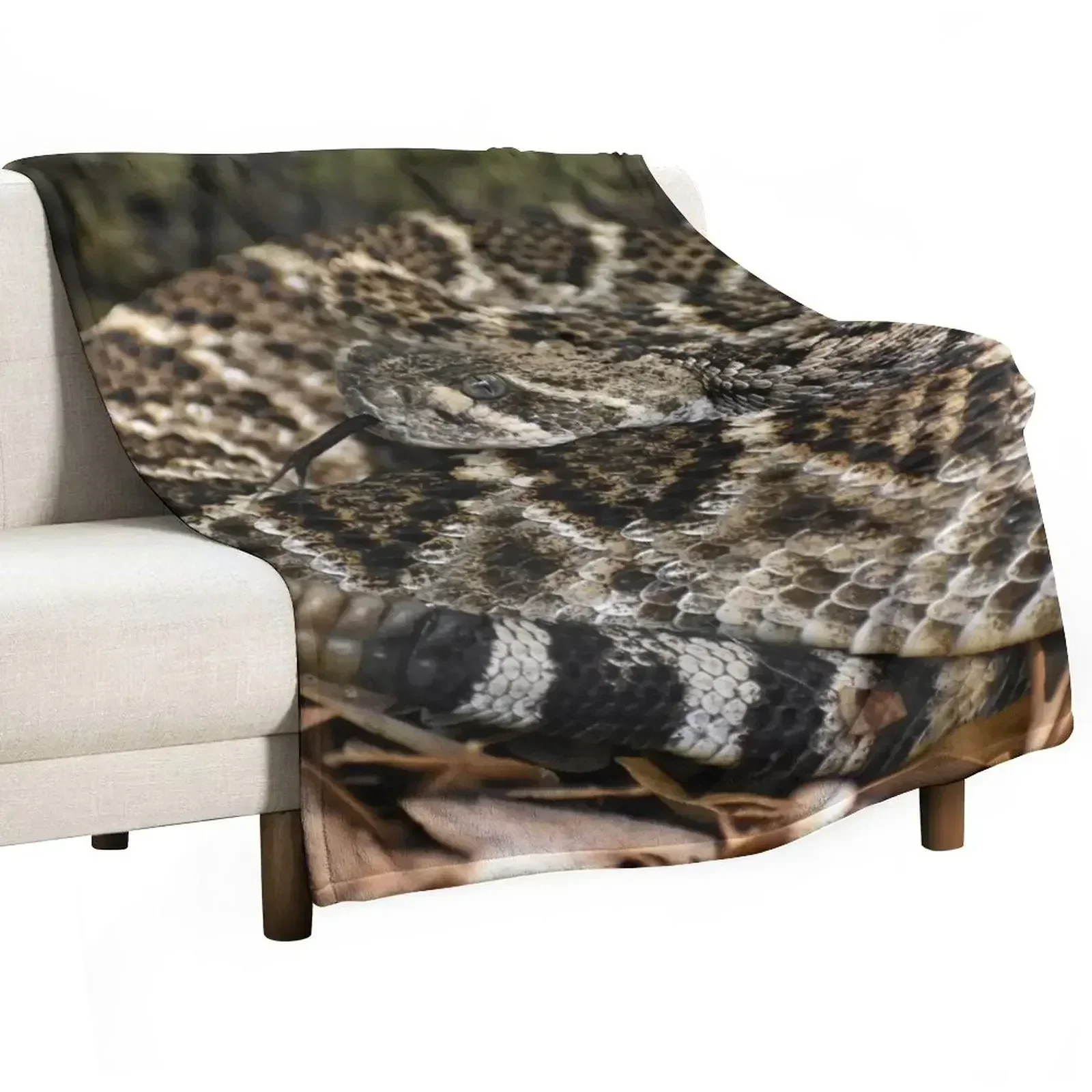 Western Diamondback Rattlesnake Print Throw Blanket Ultra Soft Flannel Fleece Blanket for All Seasons
Western Diamondback Rattlesnake Print Throw Blanket Ultra Soft Flannel Fleece Blanket for All Seasons
