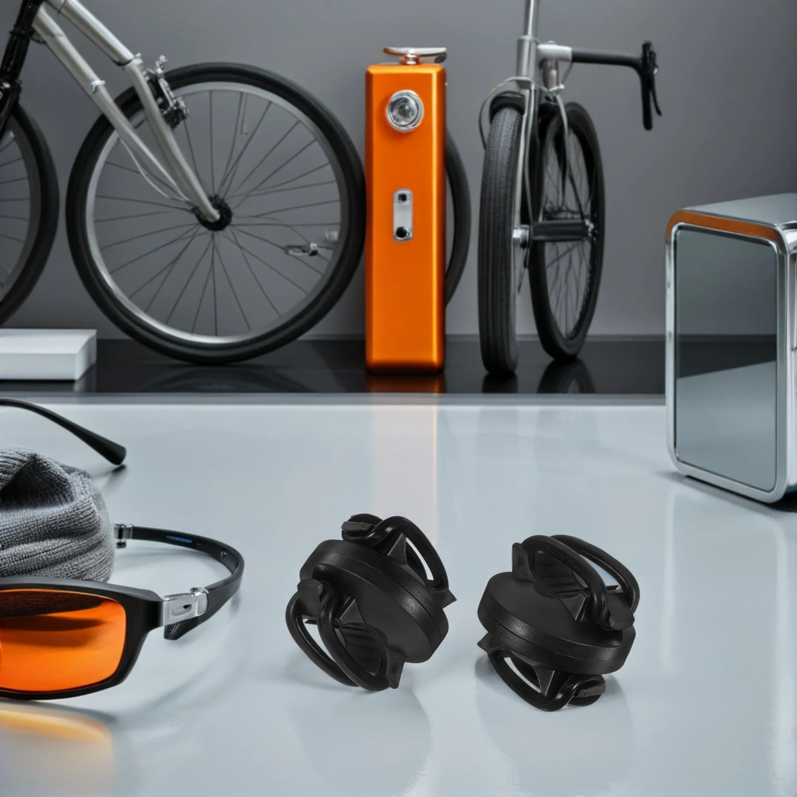 4pcs Multifunctional Light Clip Mount 360° Rotating Bike Flashlight Holder For Handlebars Compatible With Flashlights Small Fans
4pcs Multifunctional Light Clip Mount 360° Rotating Bike Flashlight Holder For Handlebars Compatible With Flashlights Small Fans