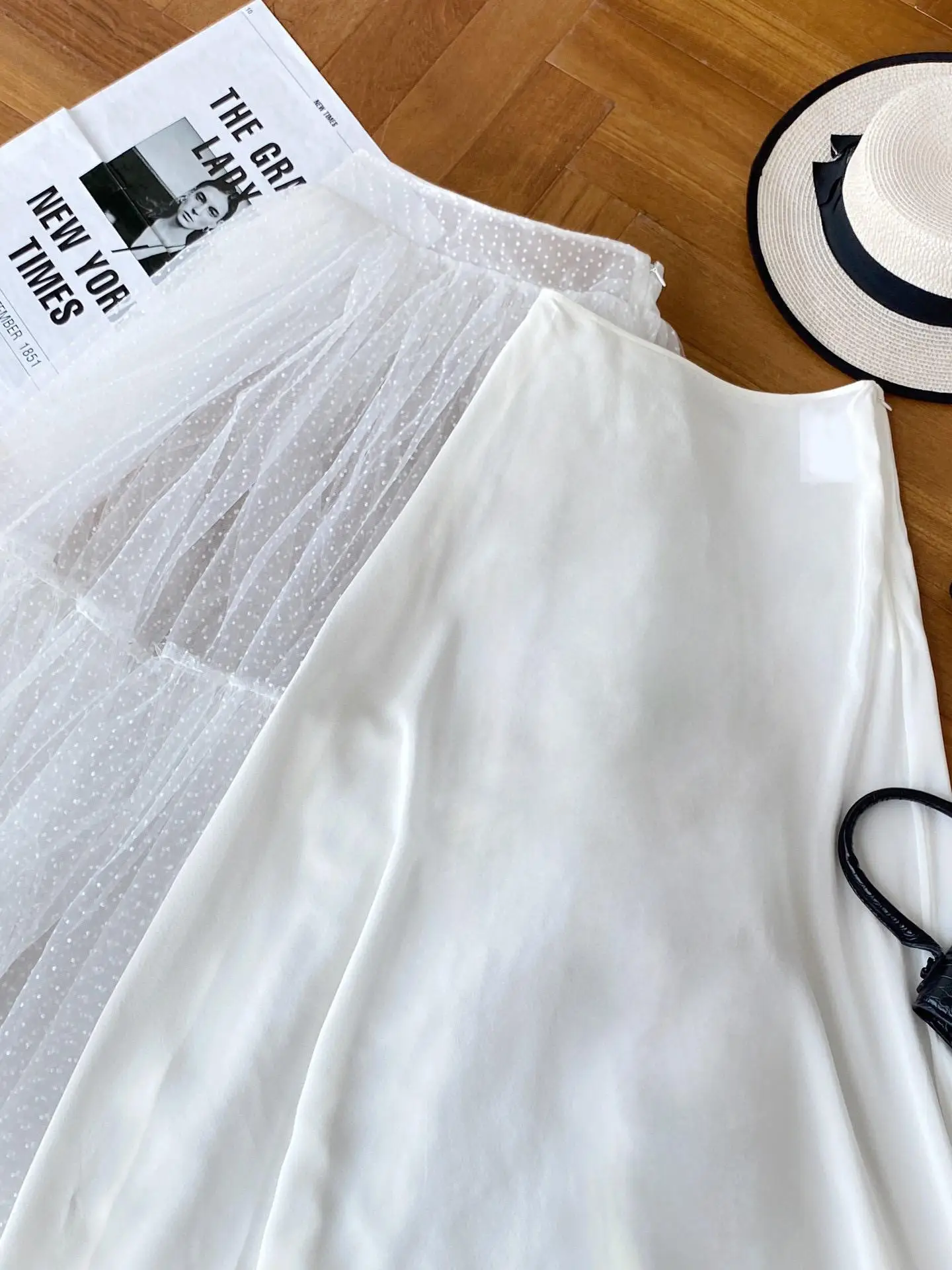 High Waist Polka Dot Floing A-Line Midi Skirt Women's f Net Skirt Commute Korean Sle Mid-Length Spring Summer Dr
High Waist Polka Dot Floing A-Line Midi Skirt Women's f Net Skirt Commute Korean Sle Mid-Length Spring Summer Dr