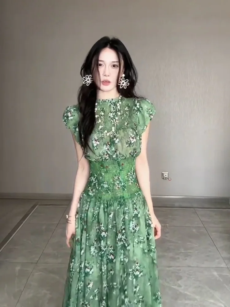 Elegant Floral Skirt Summer Vacation Style Waist Cinched Long Dress for plus Size Women Folded French Style City Commuting
Elegant Floral Skirt Summer Vacation Style Waist Cinched Long Dress for plus Size Women Folded French Style City Commuting