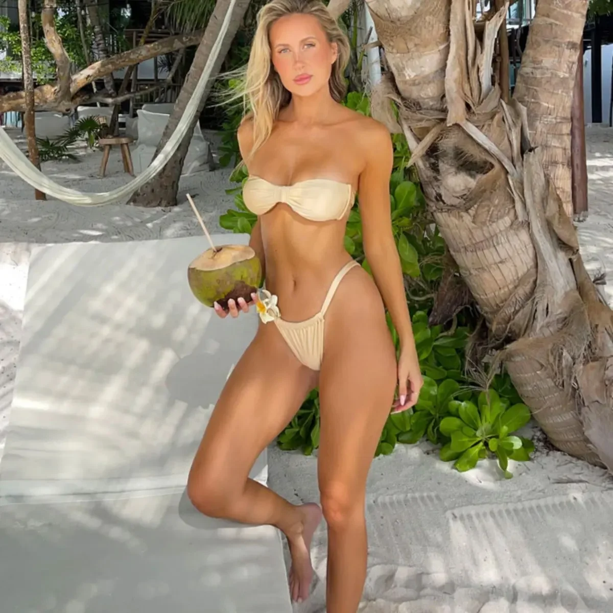 High Waist Swimwear Sexy Bikini Sexy Bandage Bikini Set Swimsuit Halter Two-Piece SuitsBathing Suit Summer High Leg Swimwear 
High Waist Swimwear Sexy Bikini Sexy Bandage Bikini Set Swimsuit Halter Two-Piece SuitsBathing Suit Summer High Leg Swimwear