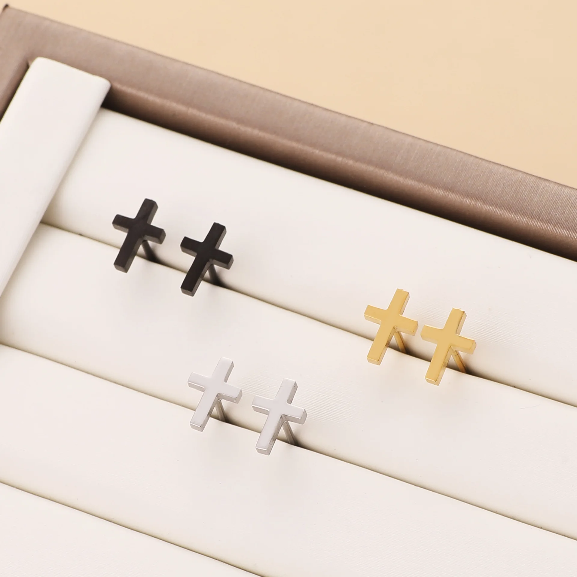 316L Small Cross Stud Earrings for Men Women,Anti Allergy Color Plated Metal Earrings,Casual Simple Jewelry Gifts
316L Small Cross Stud Earrings for Men Women,Anti Allergy Color Plated Metal Earrings,Casual Simple Jewelry Gifts