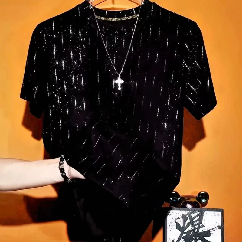 Stylish Men's Short Sleeve T-Shirt With Sparkling Print For Party And Casual Wear Hip Hop Fashion Look
Stylish Men's Short Sleeve T-Shirt With Sparkling Print For Party And Casual Wear Hip Hop Fashion Look