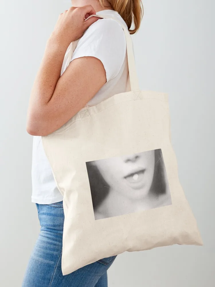 Molly Tote Bag Handbags canvas tote bags tote bags cloth bags Women
Molly Tote Bag Handbags canvas tote bags tote bags cloth bags Women