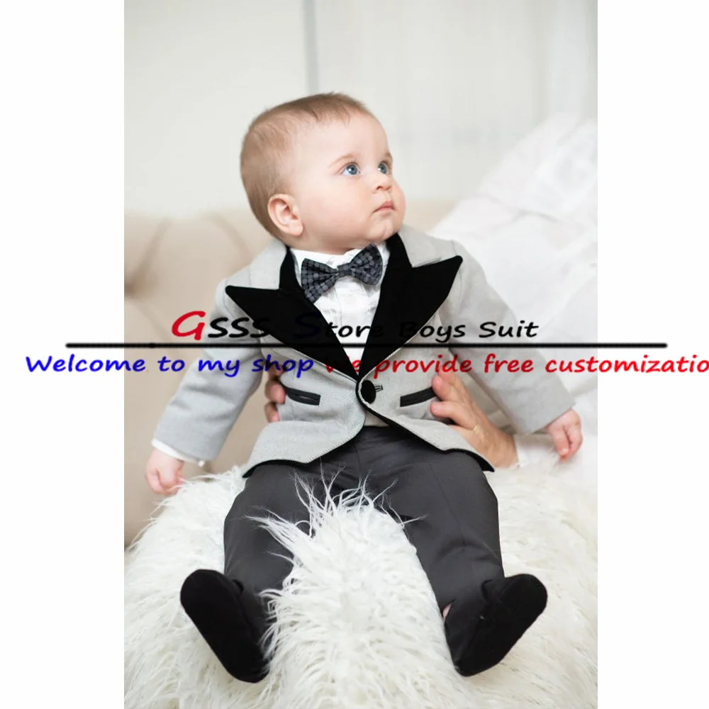 Light Grey Little Boy Suit 2 Piece Wedding Tuxedo Point Lapel Blazer Pants Kids Jacket Set 3-16 Years Old Custom костюм для маль
Light Grey Little Boy Suit 2 Piece Wedding Tuxedo Point Lapel Blazer Pants Kids Jacket Set 3-16 Years Old Custom костюм для маль