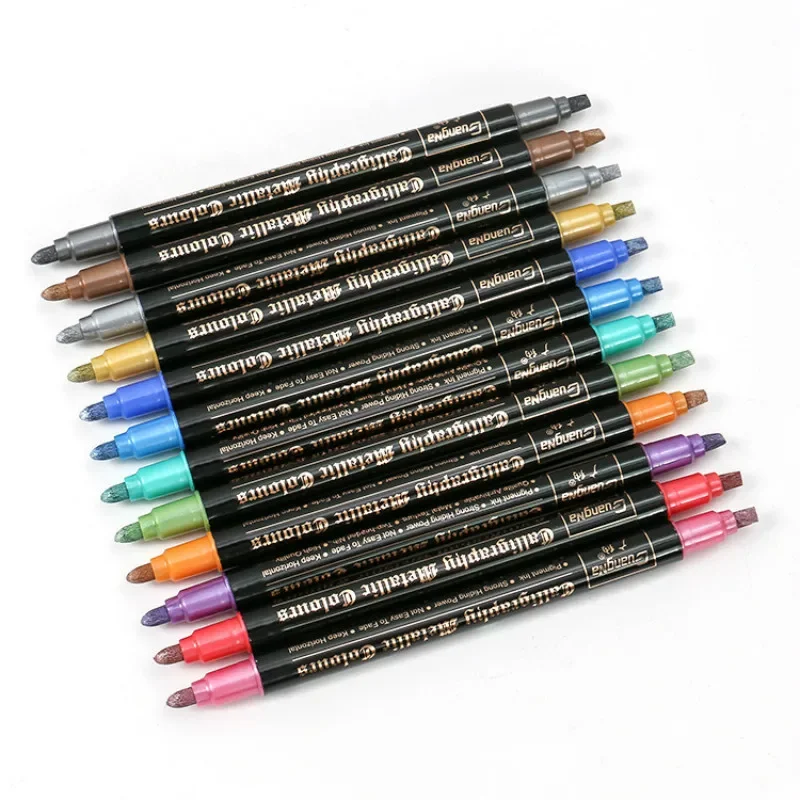 Double Head Metal Marker DIY Hand Drawn Graffiti Marker 3mm 12 Color Set Water Marker Cute School Supplies Stationery
Double Head Metal Marker DIY Hand Drawn Graffiti Marker 3mm 12 Color Set Water Marker Cute School Supplies Stationery