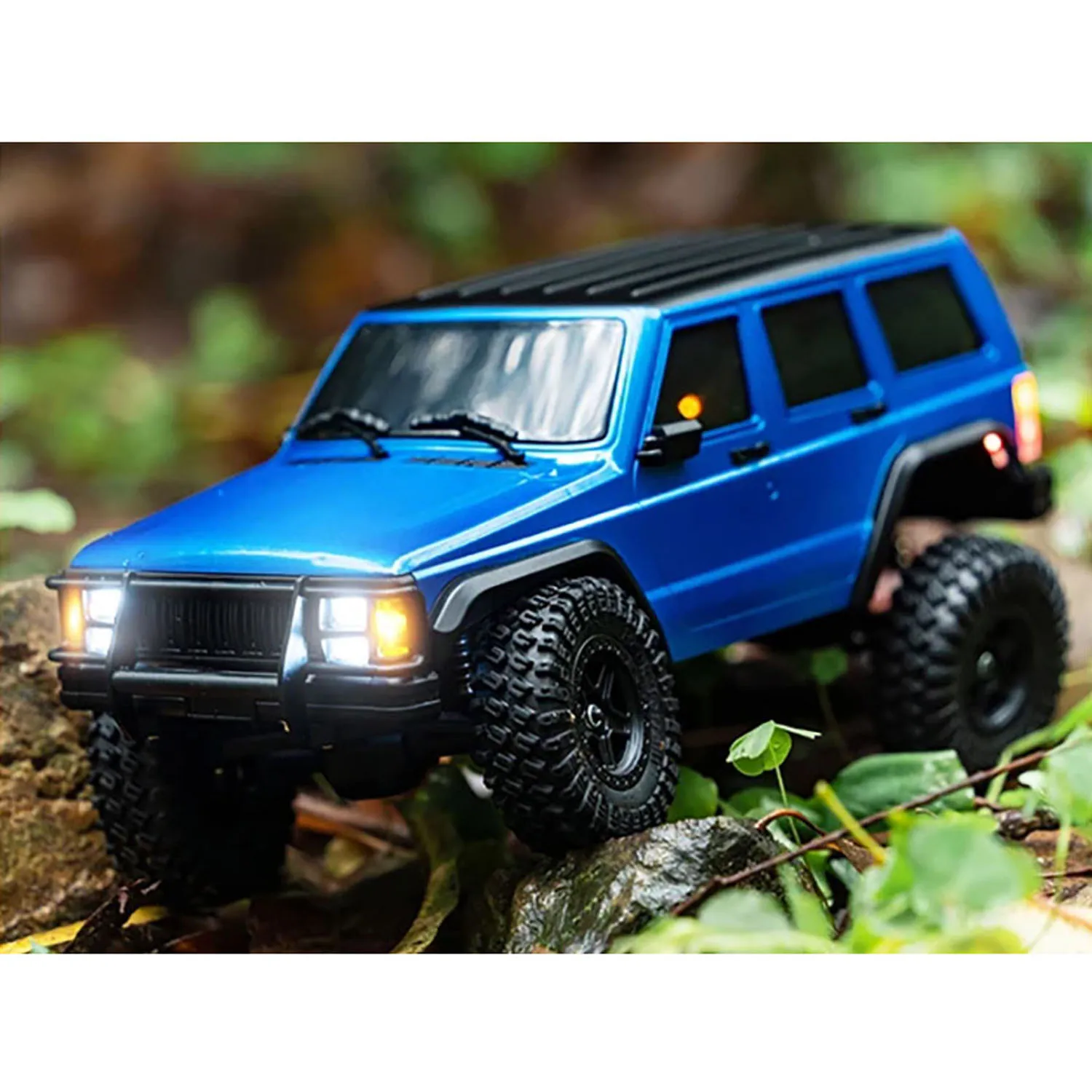 Пластик 1/18 4X4 RC Rock Crawler с дистанционным управлением Внедорожник 3-скоростной матовый двигатель Металлическое шасси Рейка Многофункциональная модель автомобиля
Пластик 1/18 4X4 RC Rock Crawler с дистанционным управлением Внедорожник 3-скоростной матовый двигатель Металлическое шасси Рейка Многофункциональная модель автомобиля