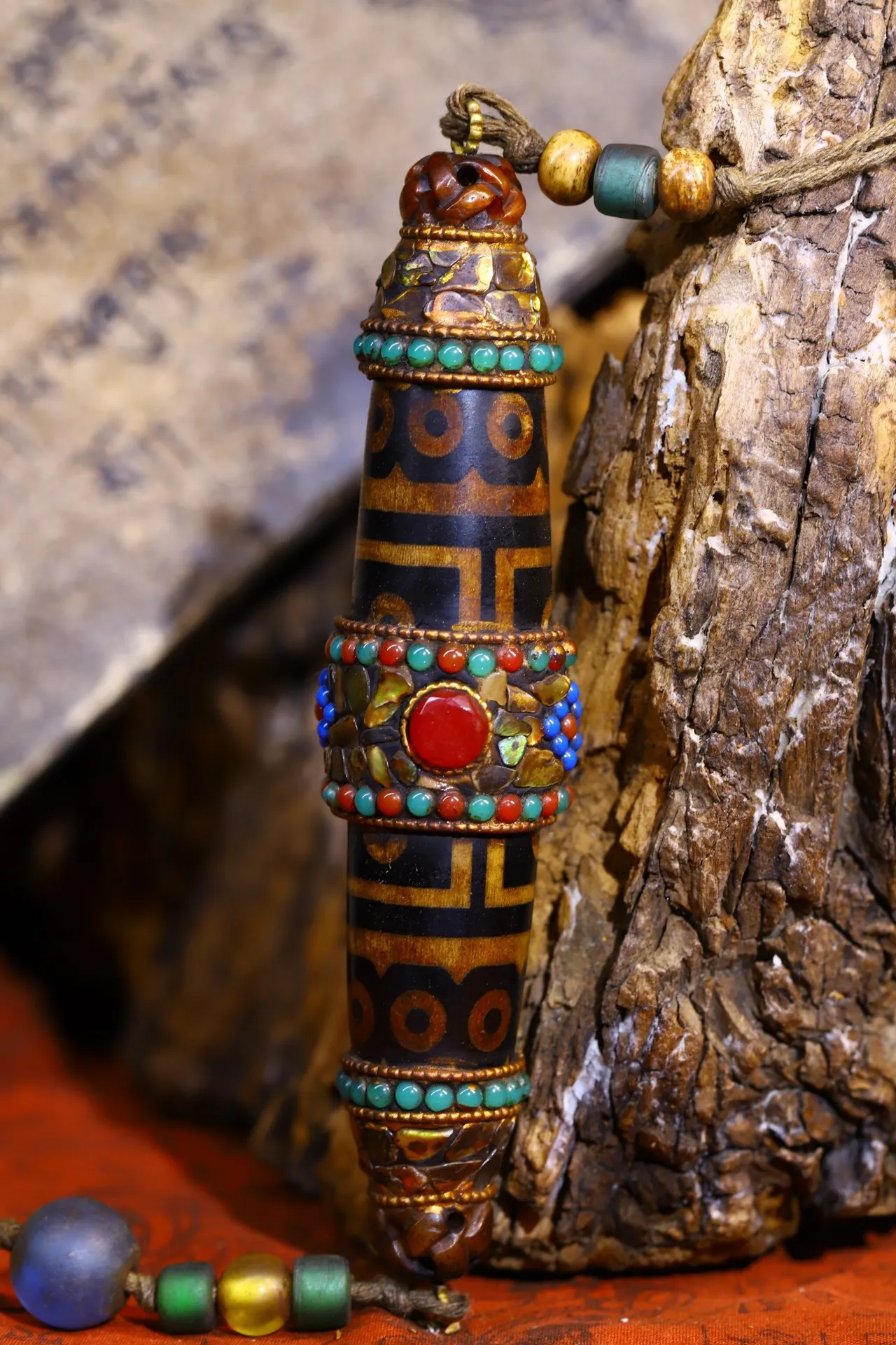 5"Tibetan Temple Collection Old Natural Agate Mosaic Gem Shell gZi Beads Buddha Beads Pendant Amulet Dharma Worship Hall
5"Tibetan Temple Collection Old Natural Agate Mosaic Gem Shell gZi Beads Buddha Beads Pendant Amulet Dharma Worship Hall