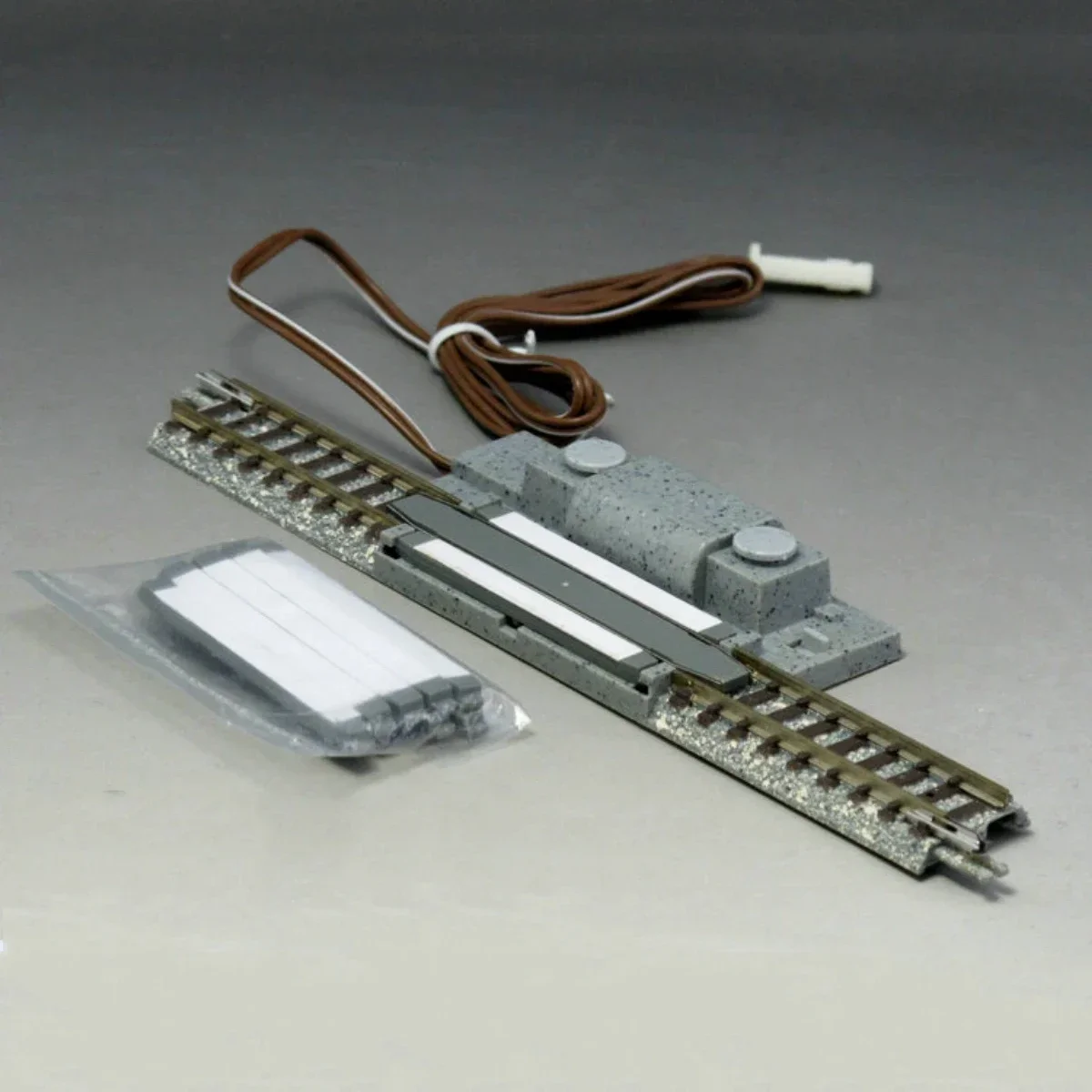 TOMIX Train Model N Type 1/160 6415 Wheel Cleaning Rail
TOMIX Train Model N Type 1/160 6415 Wheel Cleaning Rail